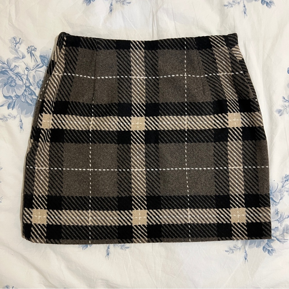 H&M Size 6 Plaid Black, Brow and Cream Women's Formal Skirt - Picture 2 of 3